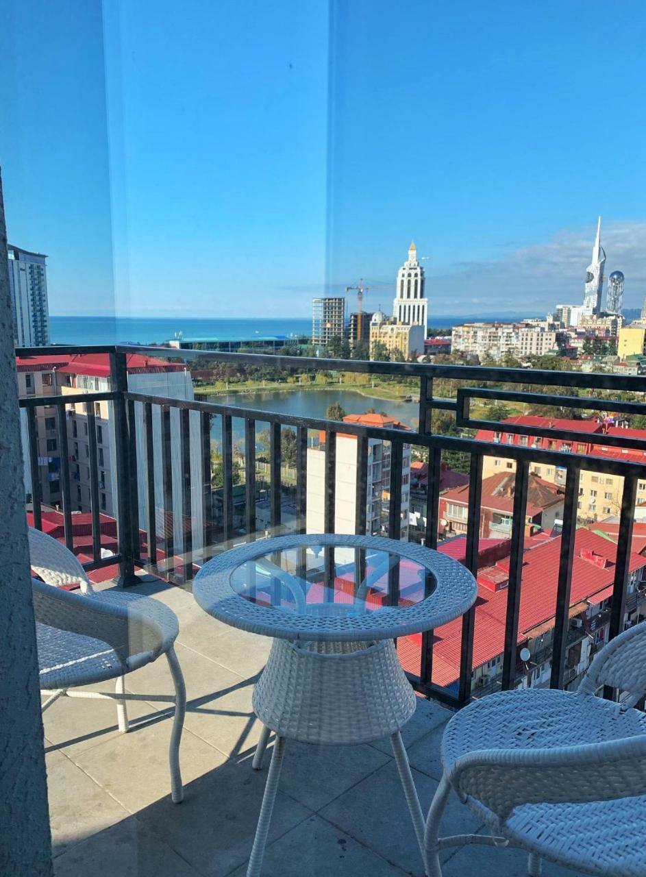 Apartments At Like House Batumi Exteriér fotografie