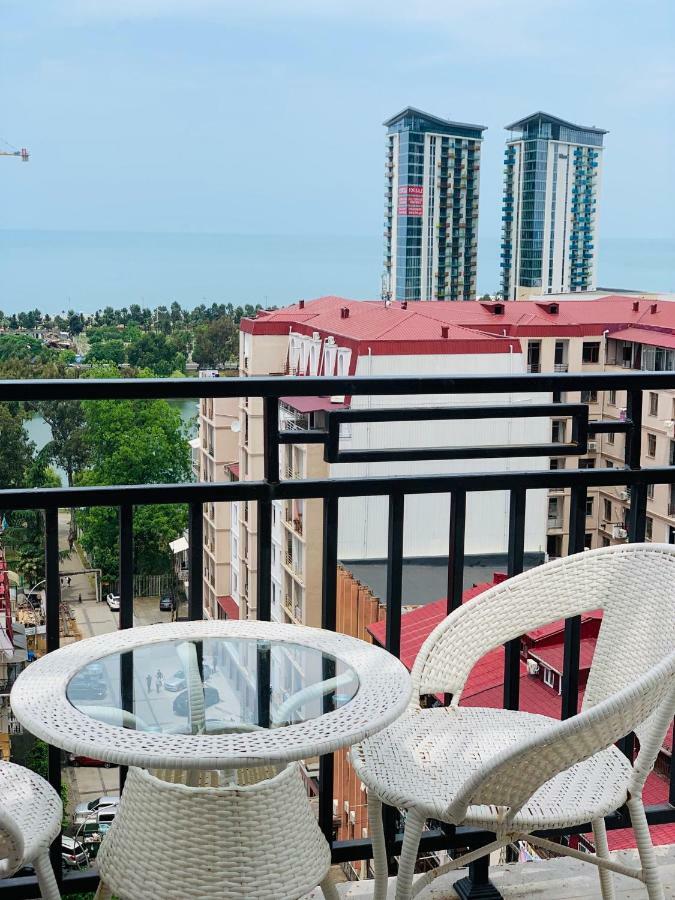 Apartments At Like House Batumi Exteriér fotografie